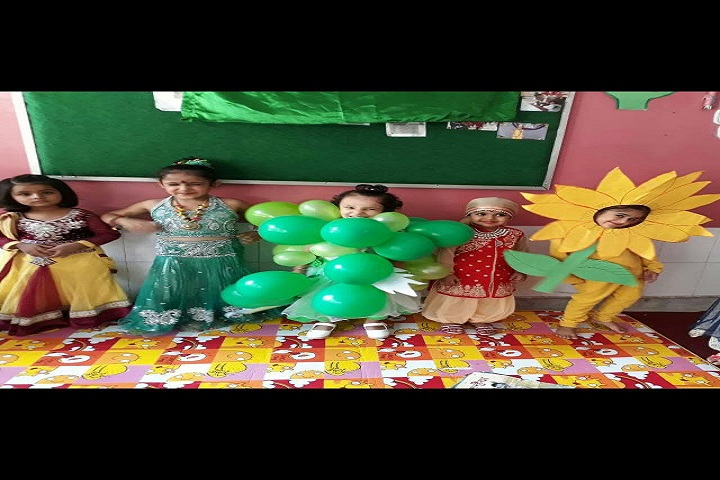 Aadhar Public School-Fancy dress