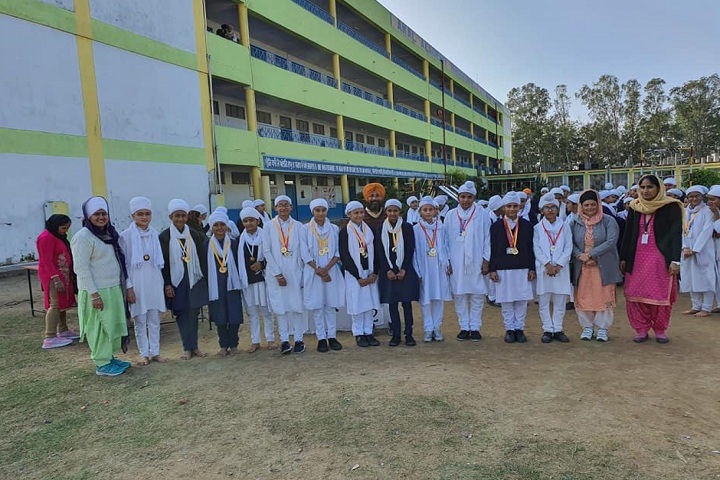 Akal Academy-Students