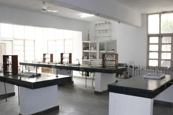 Alpine International School-Chemistry Lab