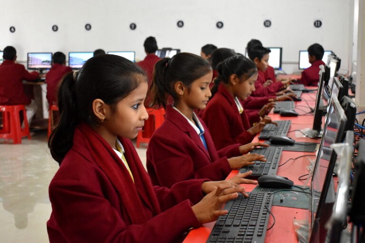 Gyan Deep Public School-Computer Lab