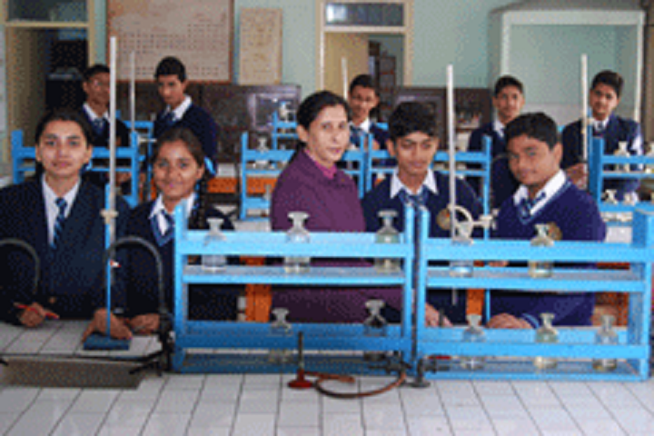 B S F Senior Secondary School-Chemistry Lab