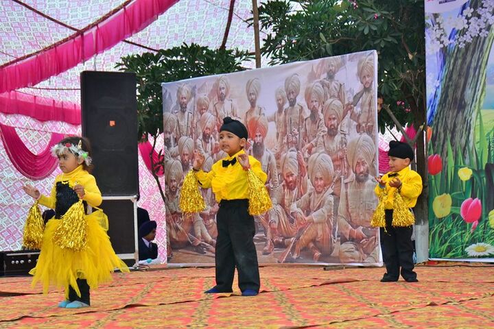 Baba Aya Singh Riarki Public School-Kids Performance