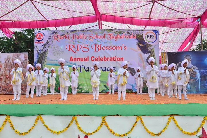 Baba Aya Singh Riarki Public School-White Day