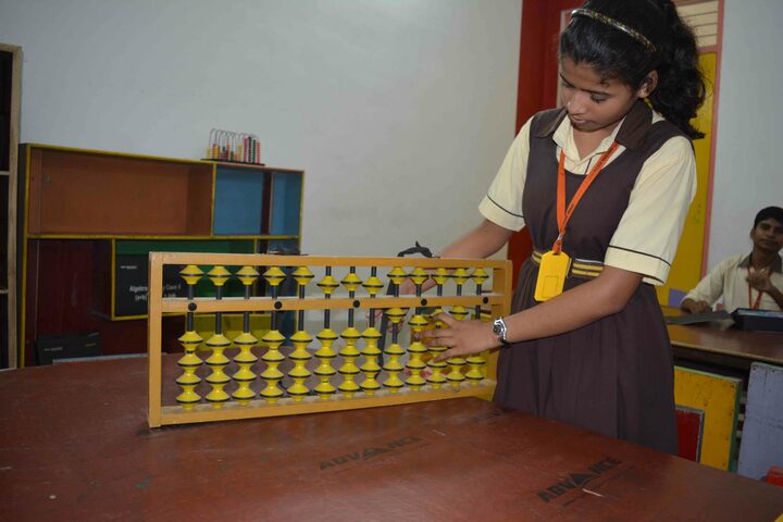 Gyan Jyoti Awasiya Vidyalaya-Abacus Lab