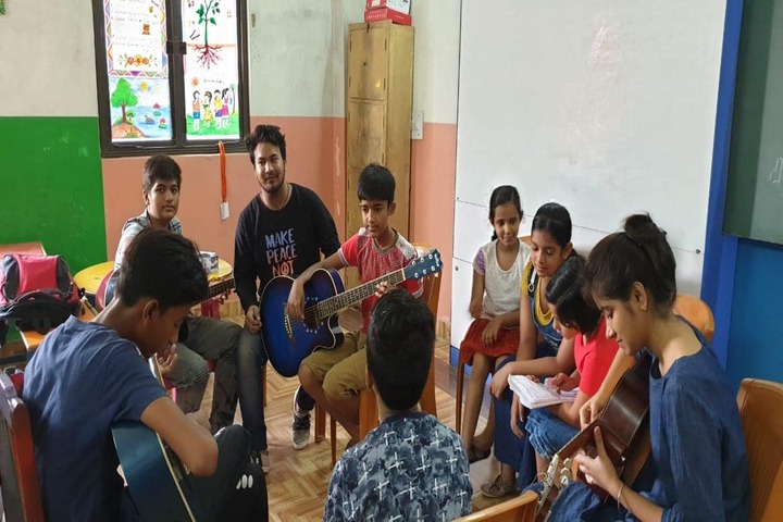 Gyan Jyoti Awasiya Vidyalaya-Music Room