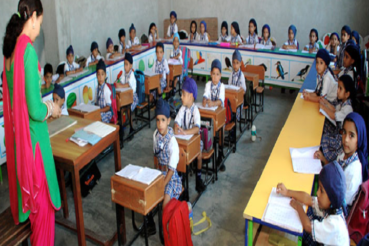Baba Isher Singh Baba Kundan Singh Nanaksar Public School-Classroom with teacher