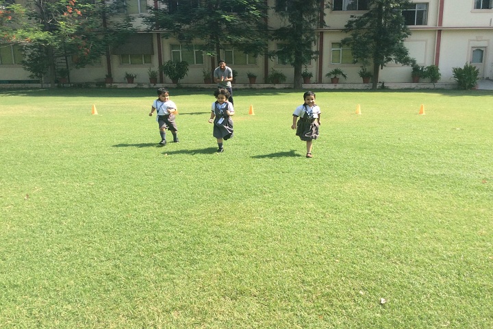 Bawa Lalvani Public School-Sports running