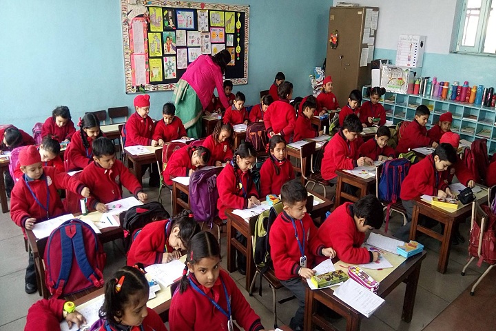Bcm Arya Model School-Classroom with junior