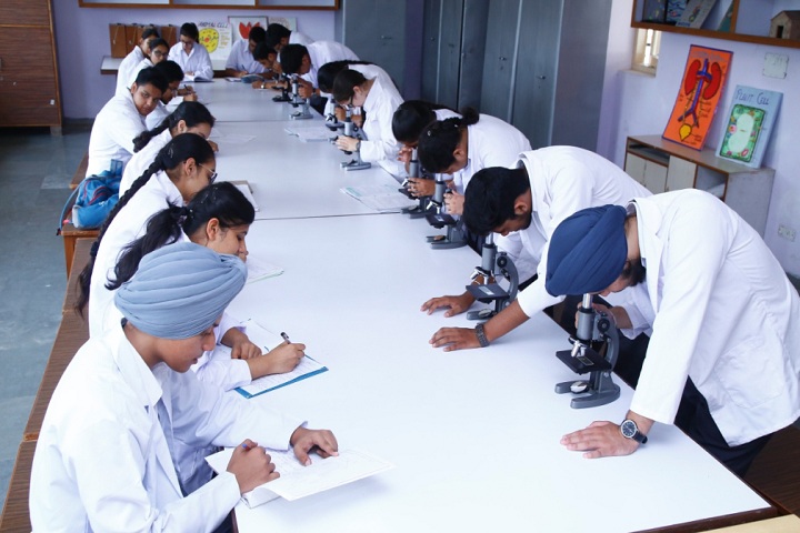 Bhupendra International Public School-Laboratory