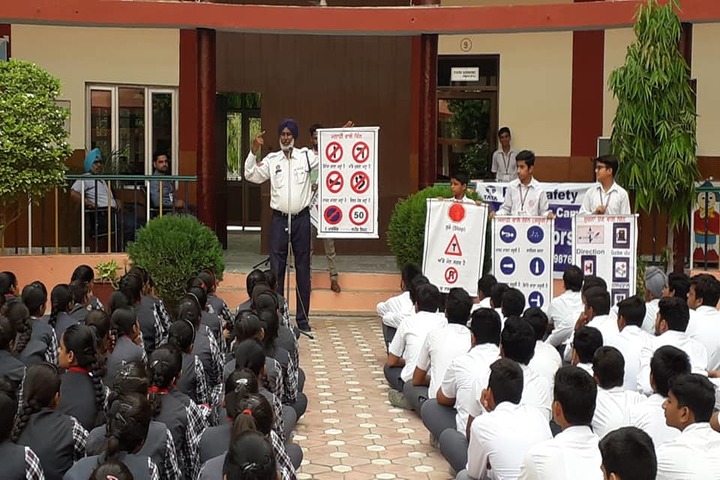 Brahmrishi Mission School-Awarness on Traffic Rules