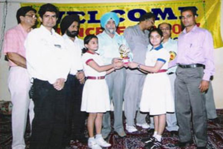 Buds Senior School-Felicitation