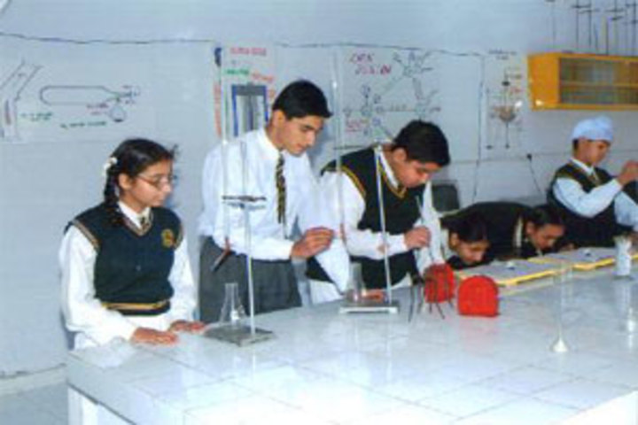 Buds Senior School-Lab