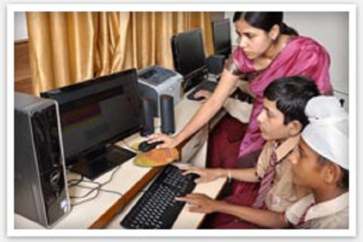 C.M. Public School-Computer Lab