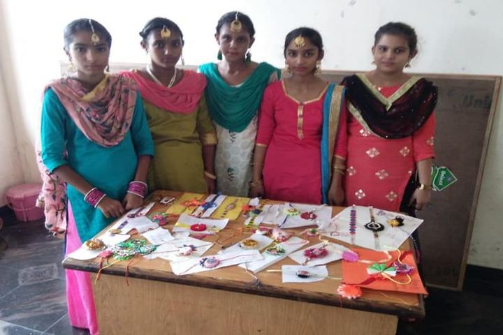C.S. International School-Rakhi Making Competetion