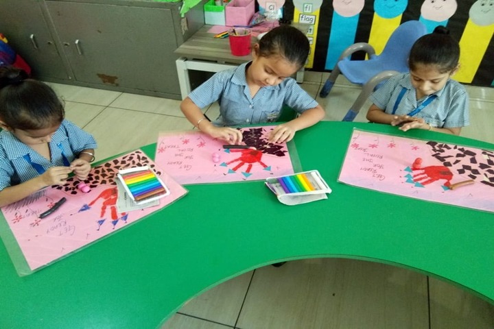 Cambridge International School-Art and Craft