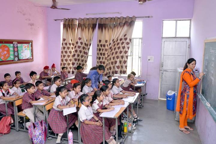DAV Centenary Public School-Classroom