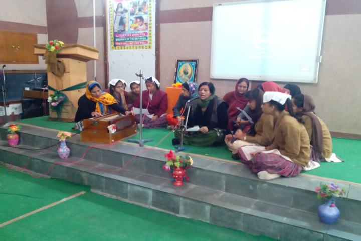 D A V Edward Ganj Senior Secondary Public School-Singing