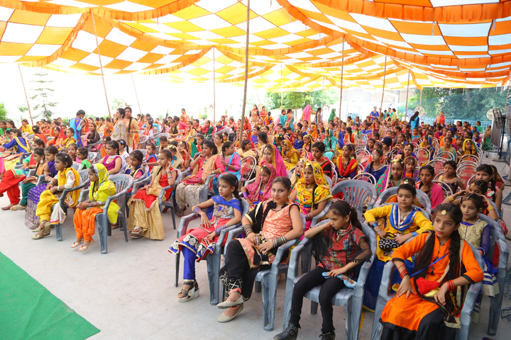 D G S G Public School-Students