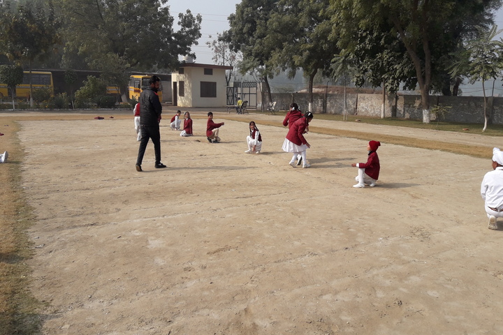 D V M Public School-Play Ground