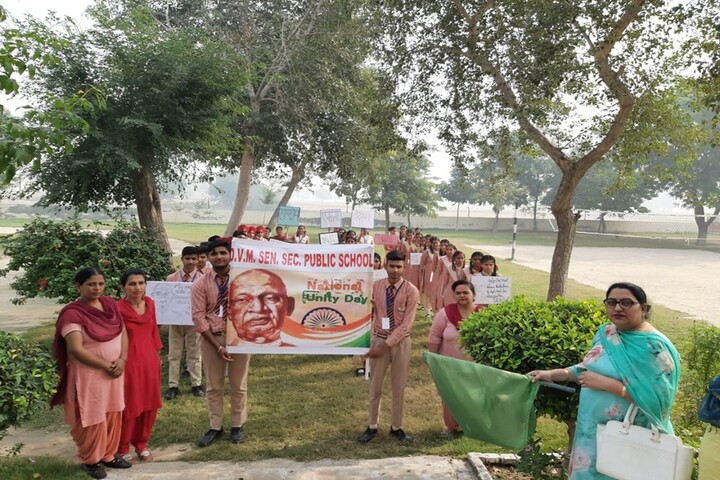 D V M Public School-National Unity Day