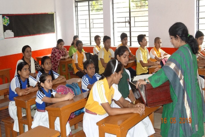 Happy Valley School-Classroom
