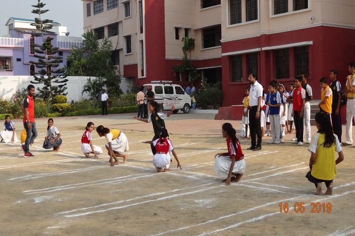 Happy Valley School-Games
