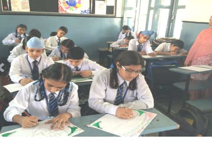 Dasmesh Public School-Class Room