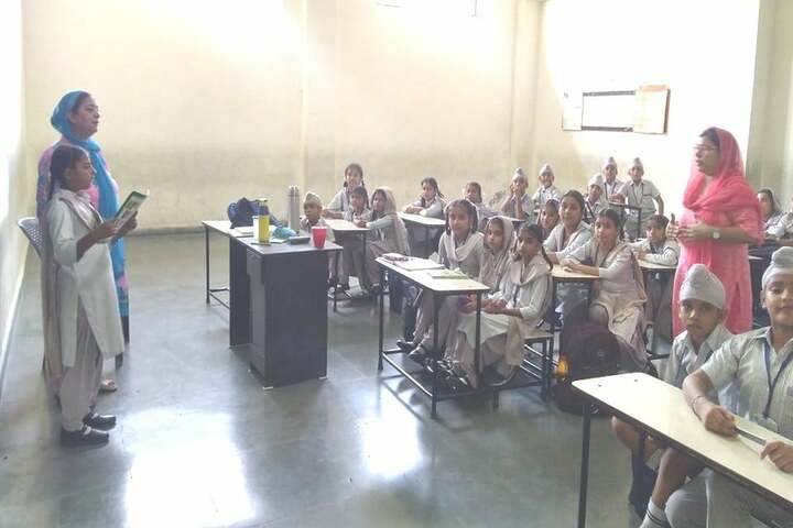 Data Bandhi Chhod Public School-Classroom