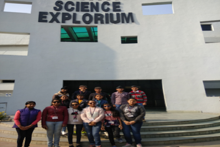 Dav Public Senior Secondary School- Excursions