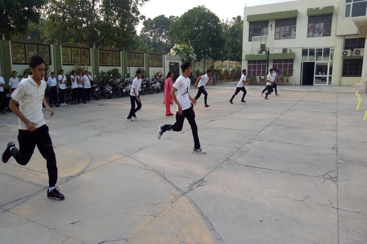 Dayanand Model School-Games