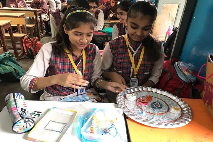 Dayanand Model Senior Secondary School-Art room