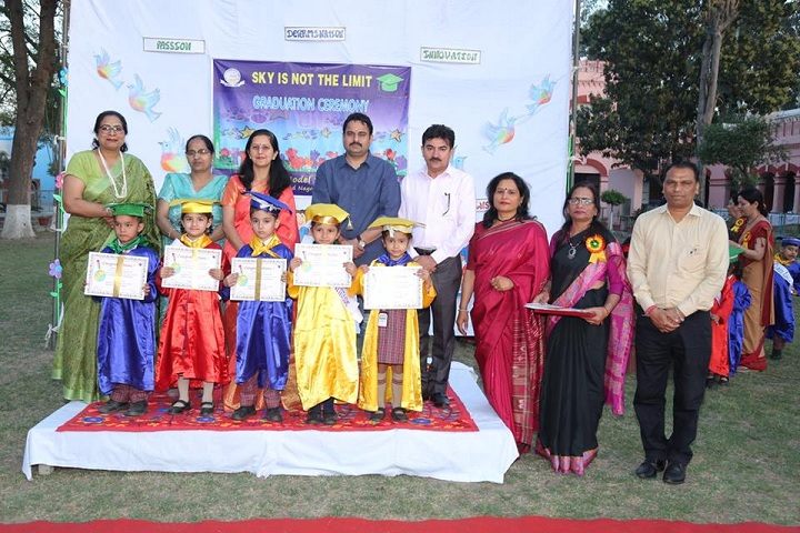 Dayanand Model Senior Secondary School-Graduation Ceremony