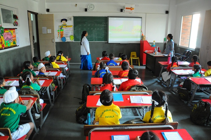 Delhi Public School-Smart Classroom
