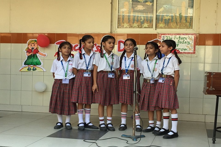 DIPS School-Singing