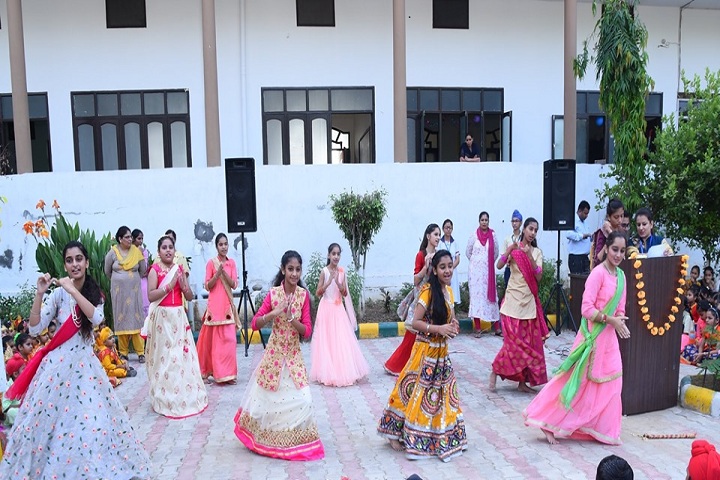 Divine Public School-Dance