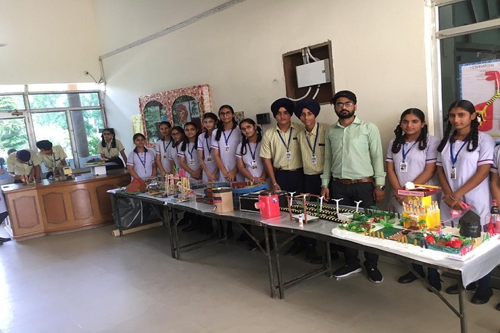 Divine Public School-Exhibition
