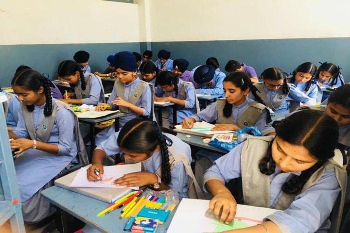Dolphin Public School-Classrooms