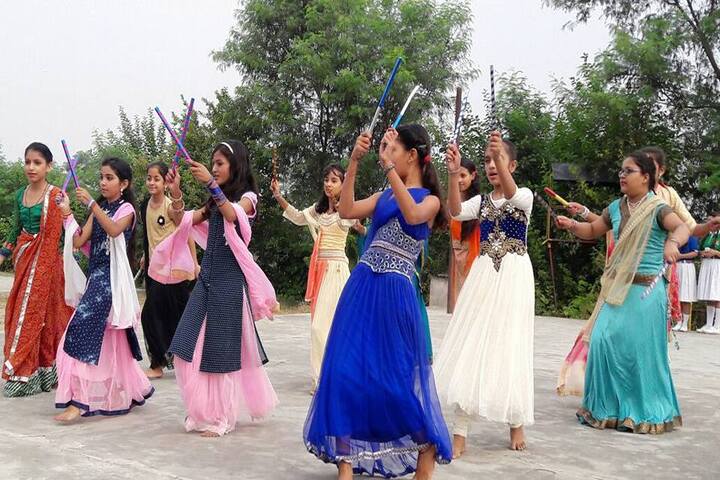 Dr MCM DAV Public School-Dhandiya