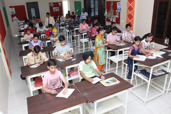 Dr Saif-Ud-Din Kitchlu Memorial Public School-Drawing room
