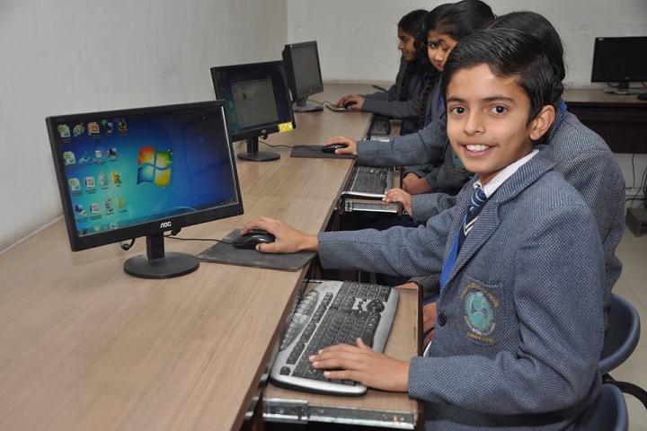 Fable Public School- Computer Lab