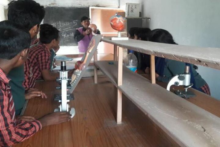 Holy Cross Public School-Biology Lab