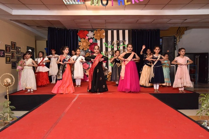 G D Goenka Public School-Mothers Day Celebrations