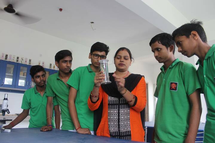 Holy Cross School-Biology Lab