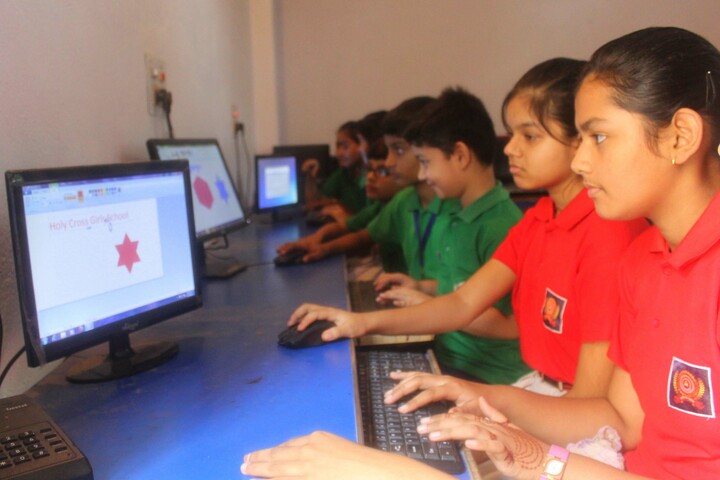 Holy Cross School-Computer Lab