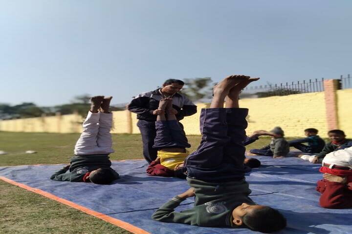 Holy Cross School-Yoga