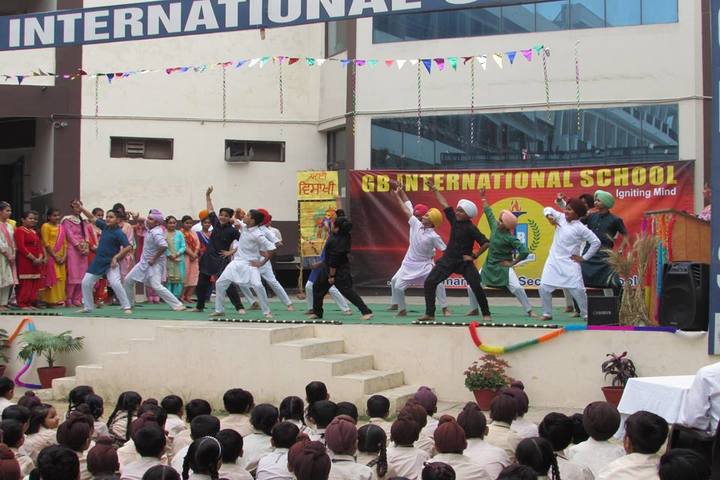 GB International School-Dance