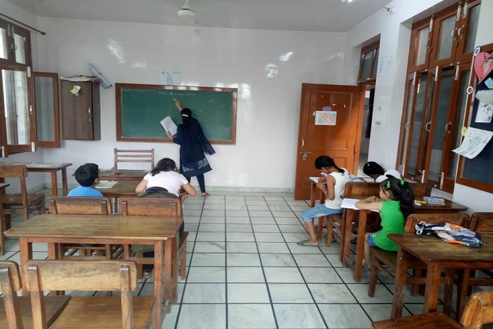 Gita Bhawan Public School-Classroom