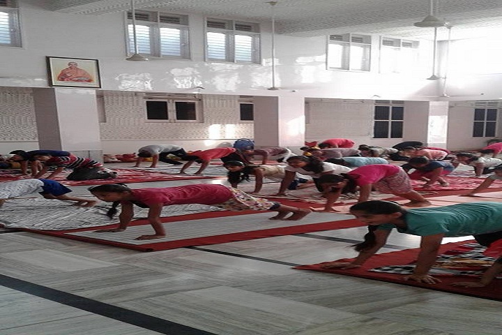 Gita Bhawan Public School-Yoga