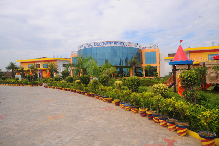 berrysglobaldiscoveryschool-School