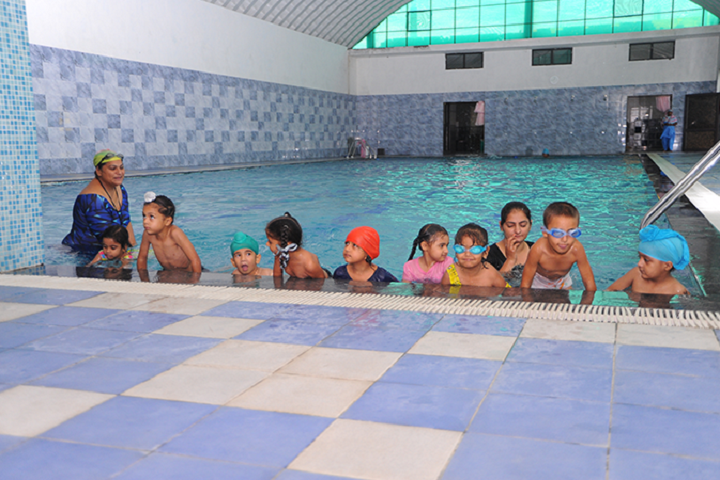berrysglobaldiscoveryschool-Swimming Pool